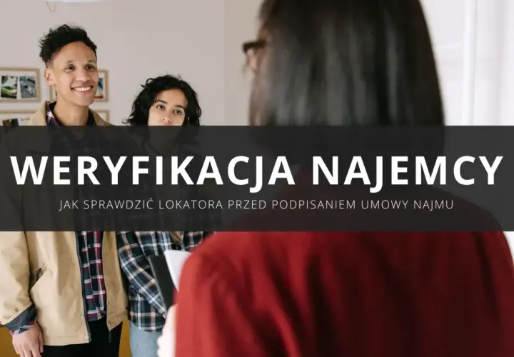 Para młodych ludzi uśmiecha się, gdy rozmawiają z kimś, kto trzyma dokumenty. Weryfikacja najemcy to klucz do spokojnego wynajmu.