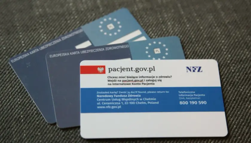 Europejska Karta Ubezpieczenia Zdrowotnego i karta pacjenta. Niezbędne ubezpieczenie do pracy za granicą.