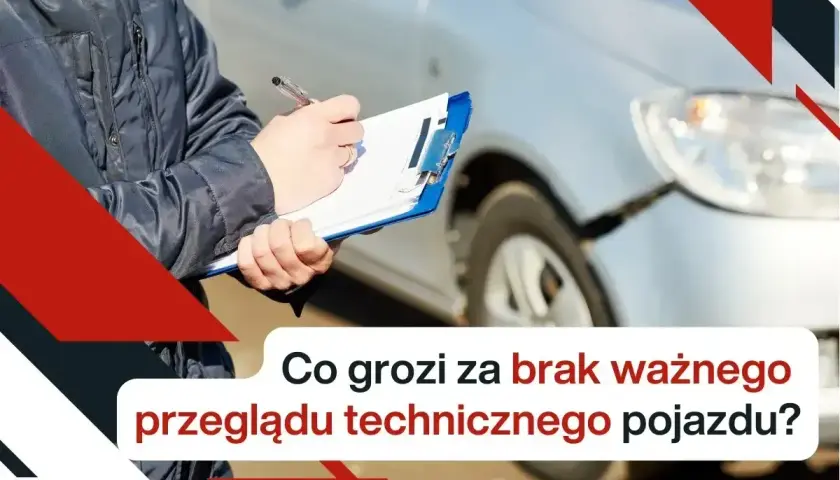 Inspektor spisuje mandat za jazdę bez ważnego przeglądu technicznego pojazdu.