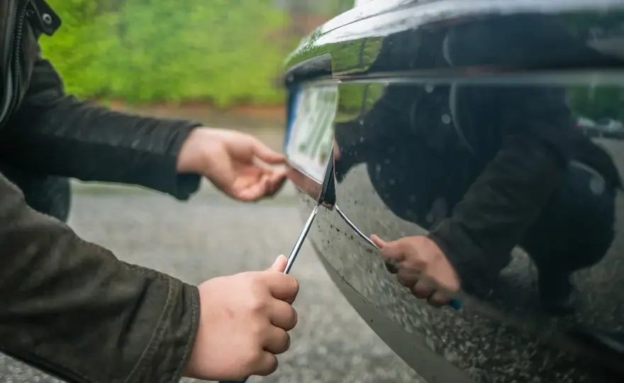 Auto bez tablic? Ubezpieczenie OC na VIN - jak to zrobić?