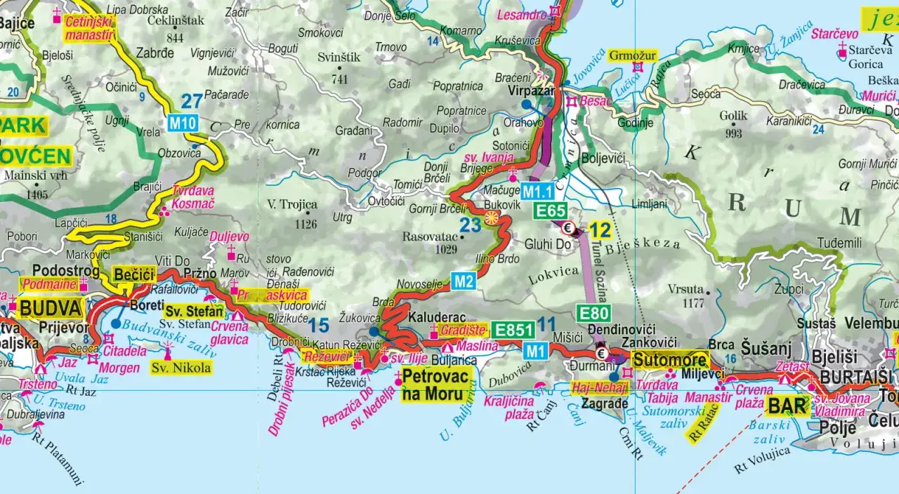 Mapa Czarnog&oacute;ry z zaznaczonymi trasami i winietami drogowymi. Widoczne miejscowości jak Budva, Petrovac na Moru, Sutomore.