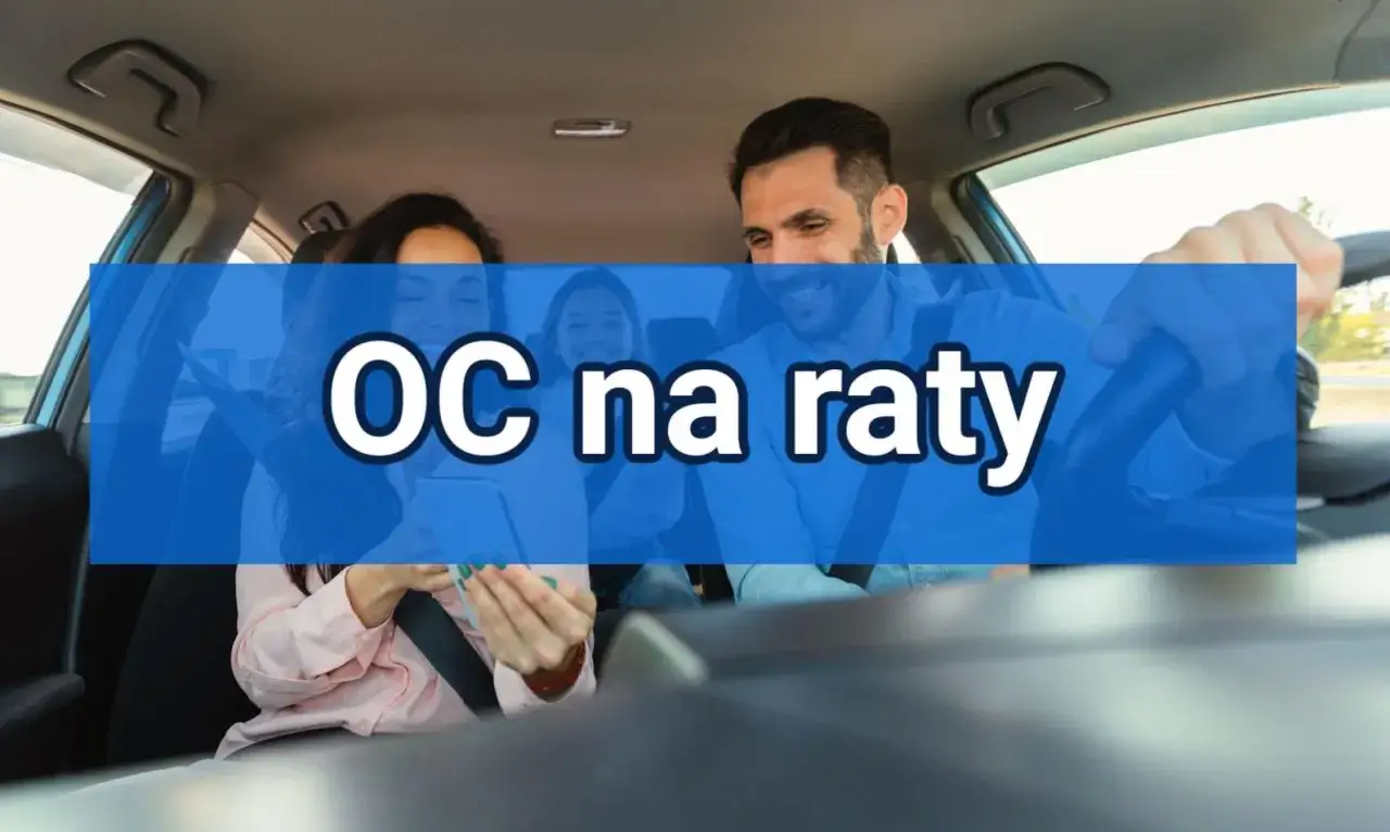 Rodzina w samochodzie, na niebieskim tle napis